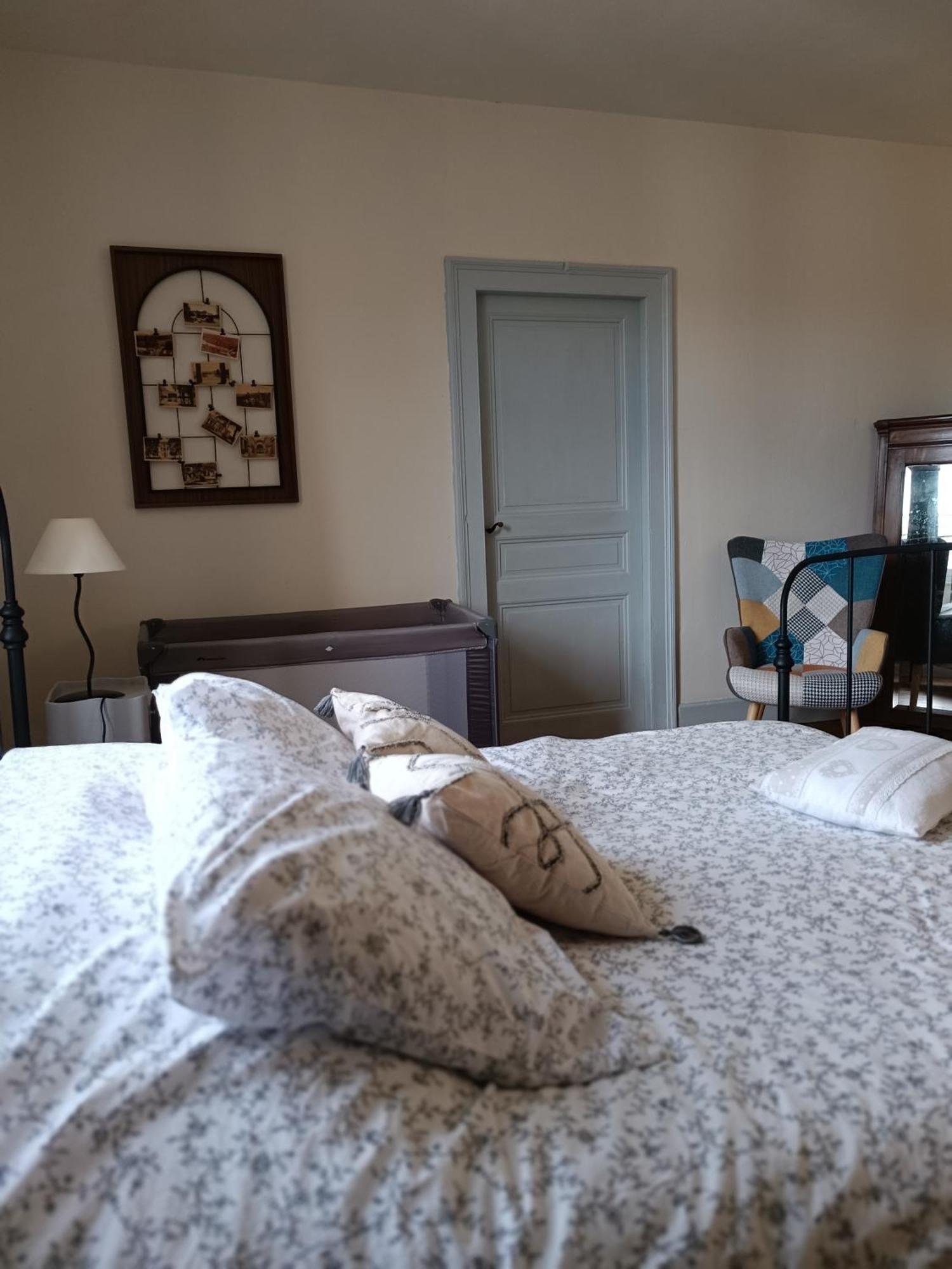 Bed and Breakfast Baladous Montgaillard-de-Salies Zimmer foto