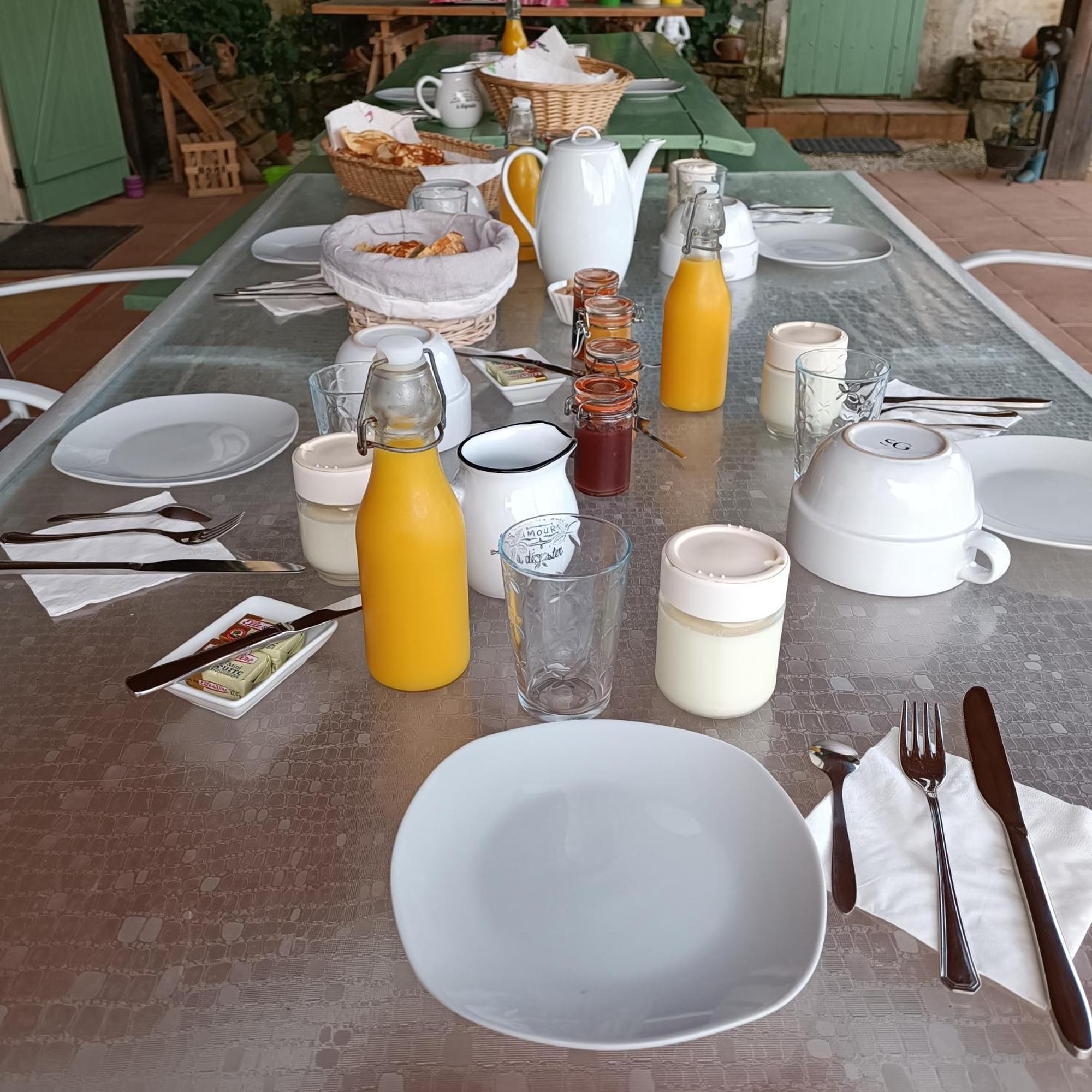 Bed and Breakfast Baladous Montgaillard-de-Salies Exterior foto