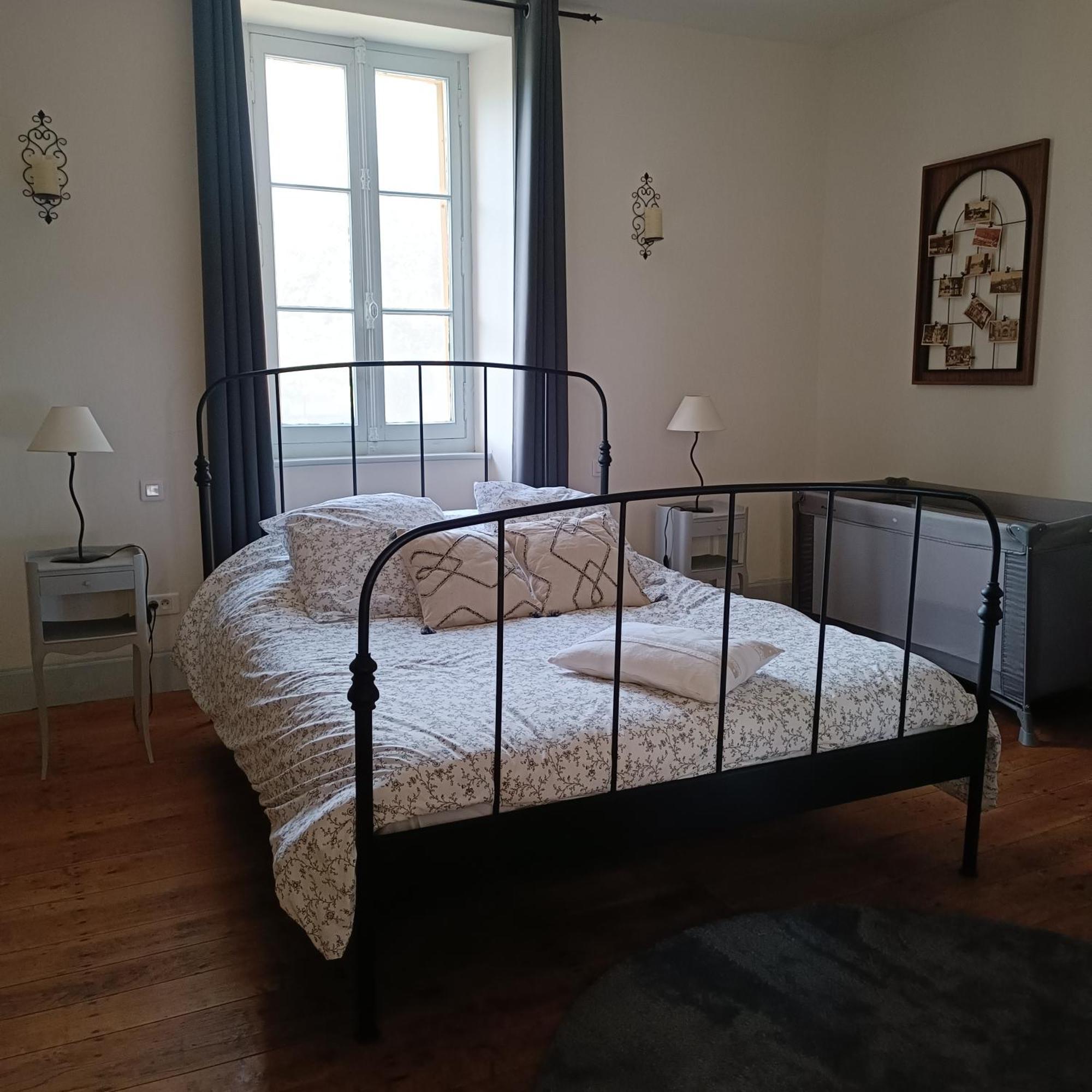 Bed and Breakfast Baladous Montgaillard-de-Salies Zimmer foto